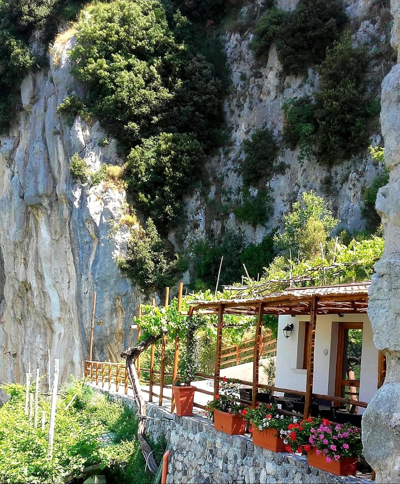 Orrido Di Pino * Agerola